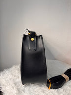 Enrico Coveri Crescent Elegance