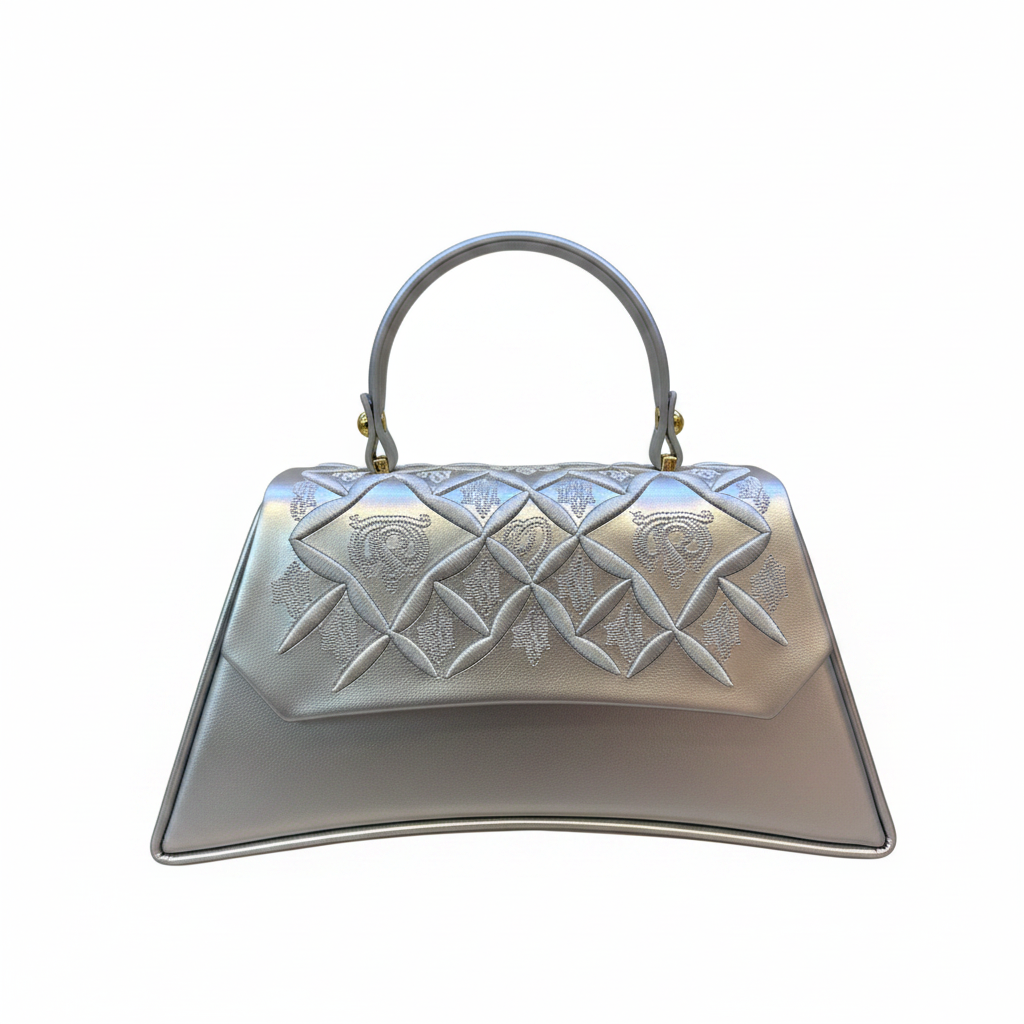 Borsa sfondo bianco - vista frontale