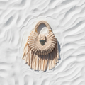 Crochet Frange Beige Fronte – White Sand Flat Lay